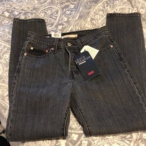 LEVIS NWT Wedgie sz25 faded black